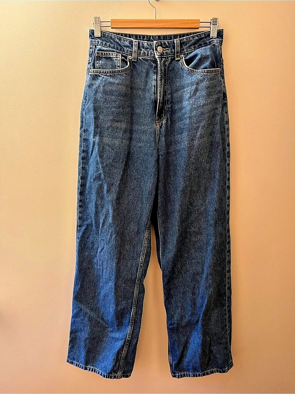 H&M divided Straight Leg Jeans in Blue size 6